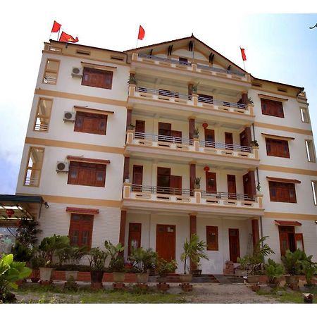An Binh Homestay Фонгня Екстер'єр фото